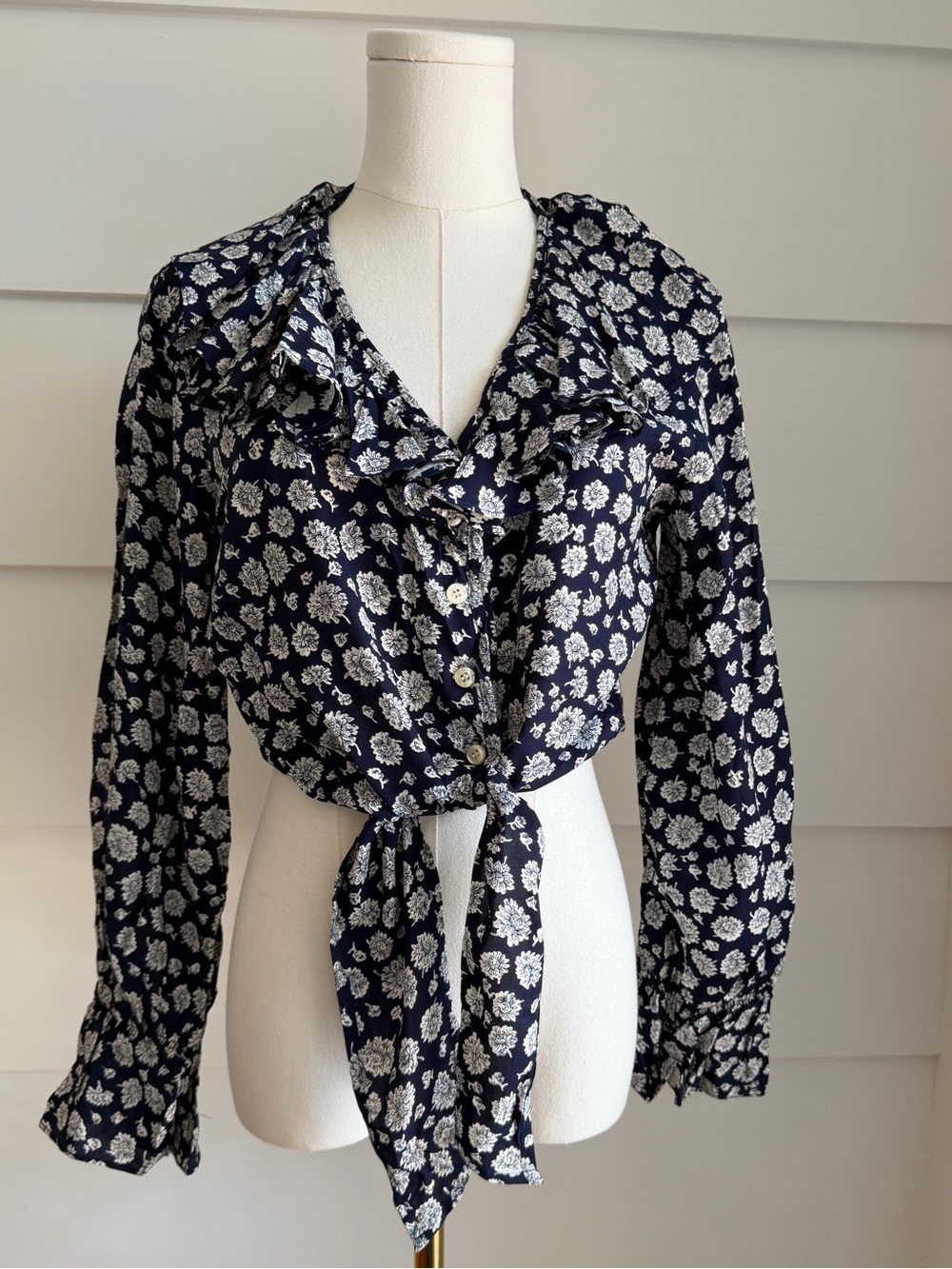Vintage GUESS Floral Cropped Tie-Front Ruffle Blouse size M